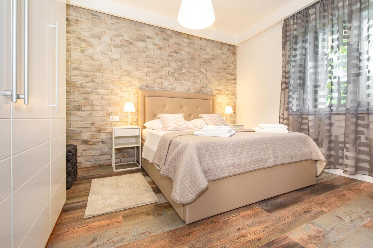 Appartement Ela à Rijeka Extérieur photo