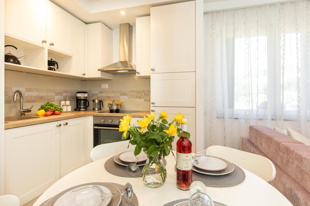 Appartement Ela à Rijeka Extérieur photo